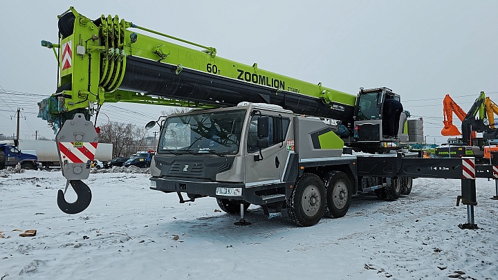 Автокран ZOOMLION ZTC600V